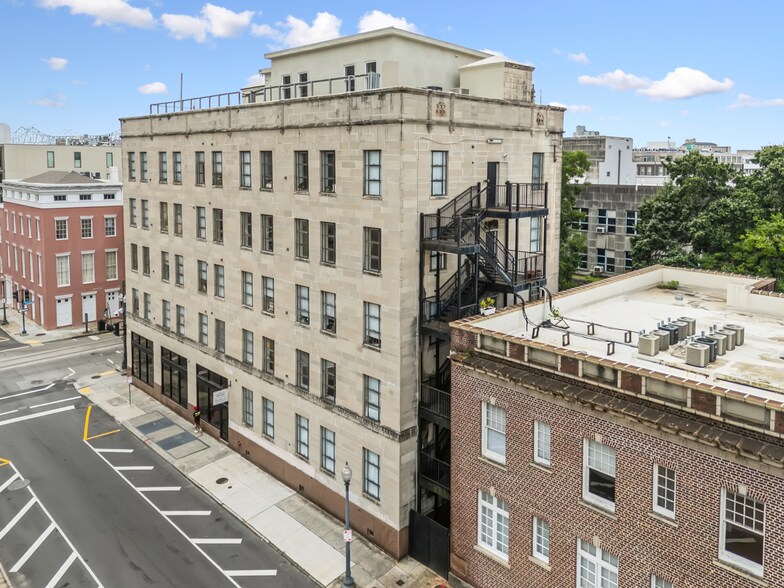 More Photos Of 703 Carondelet St, New Orleans Apartments For Sale