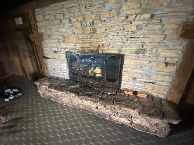 More Photos Of 21445 Gumina Rd, Brookfield Restaurant For Sale