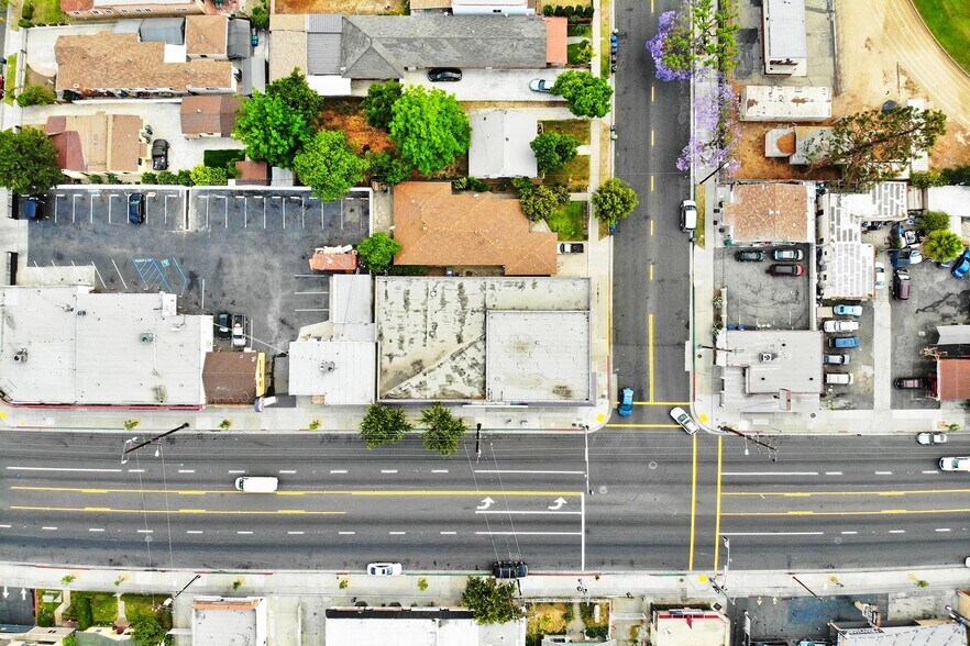 More Photos Of 4273 Florence Ave, Bell Storefront For Sale