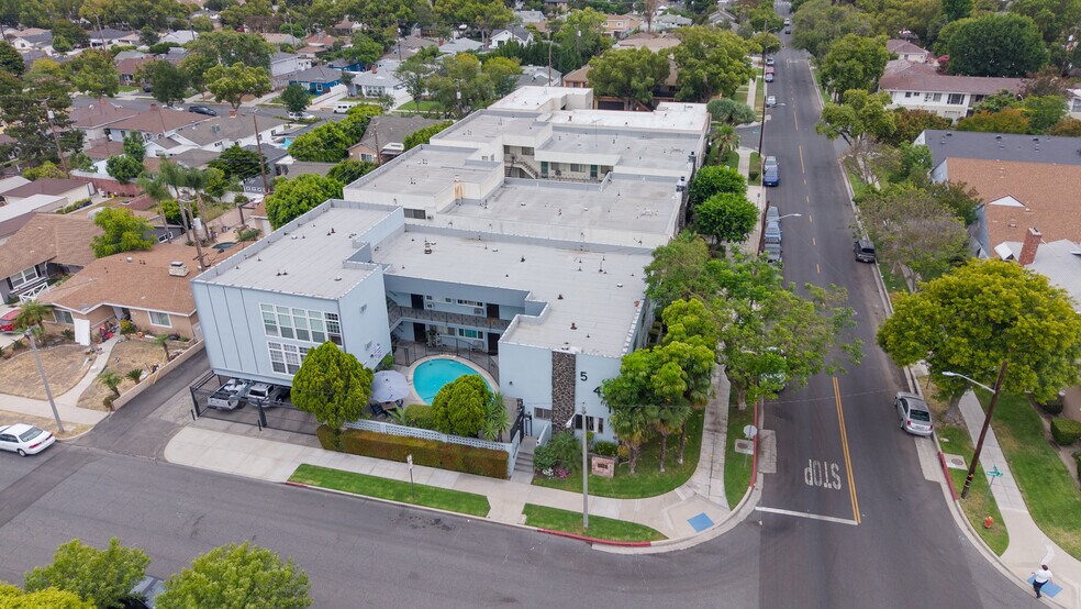 More Photos Of 541 N Naomi St, Burbank Apartments For Sale