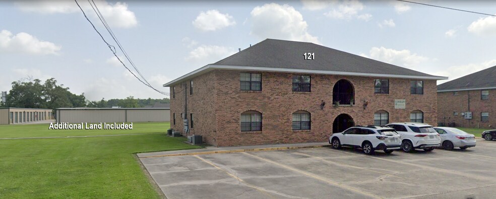 More Photos Of 111-131 Teresa Dr, Saint Martinville Apartments For Sale