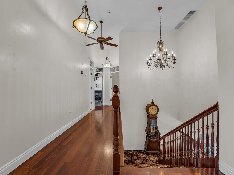 More Photos Of 135 E 200 N, Kanosh Hospitality For Sale