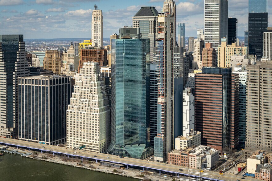 Primary Photo Of 180 Maiden Ln, New York Office For Lease