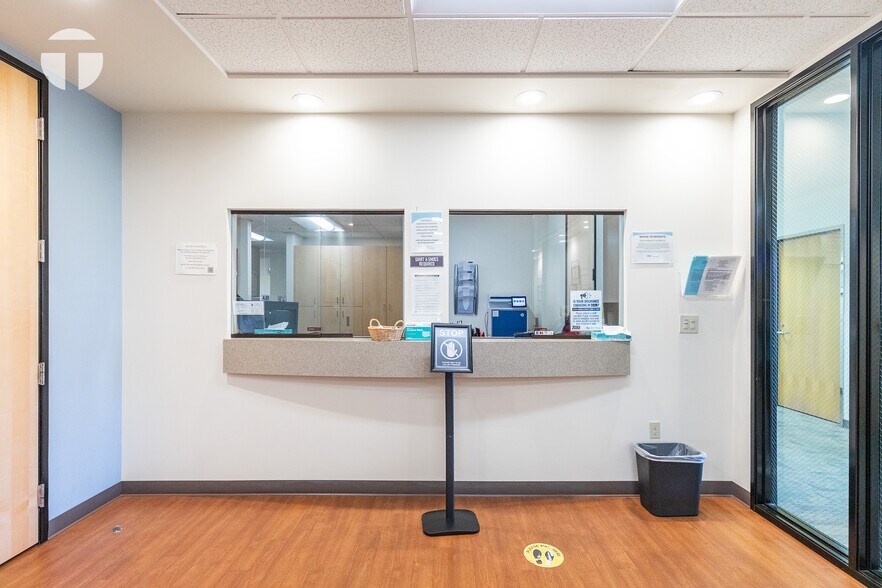 More Photos Of 2330 E Bidwell St, Folsom Medical For Sale