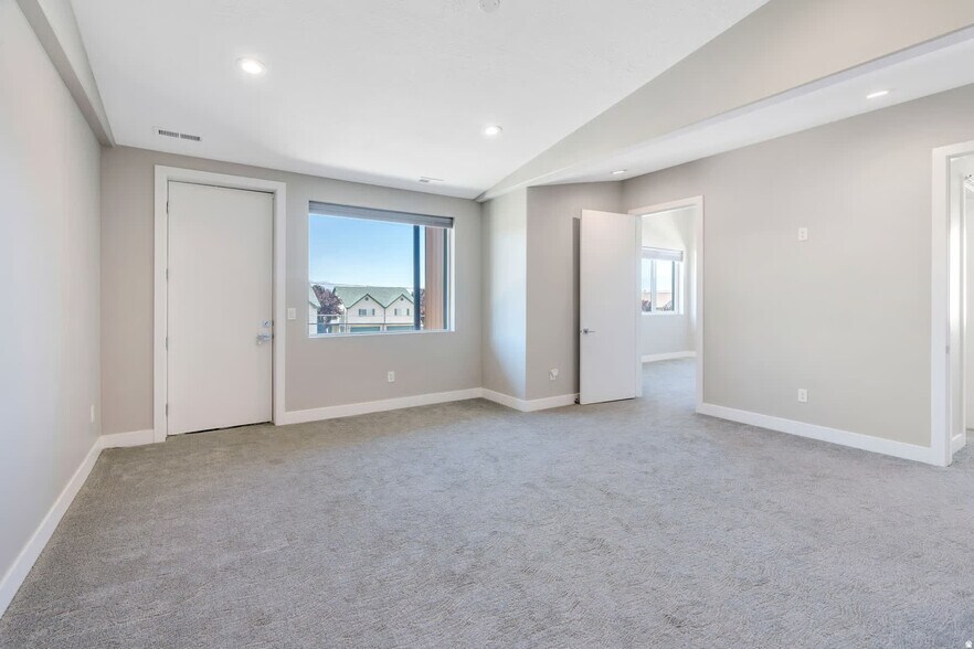 More Photos Of 7045 S 300 E, Midvale Apartments For Sale