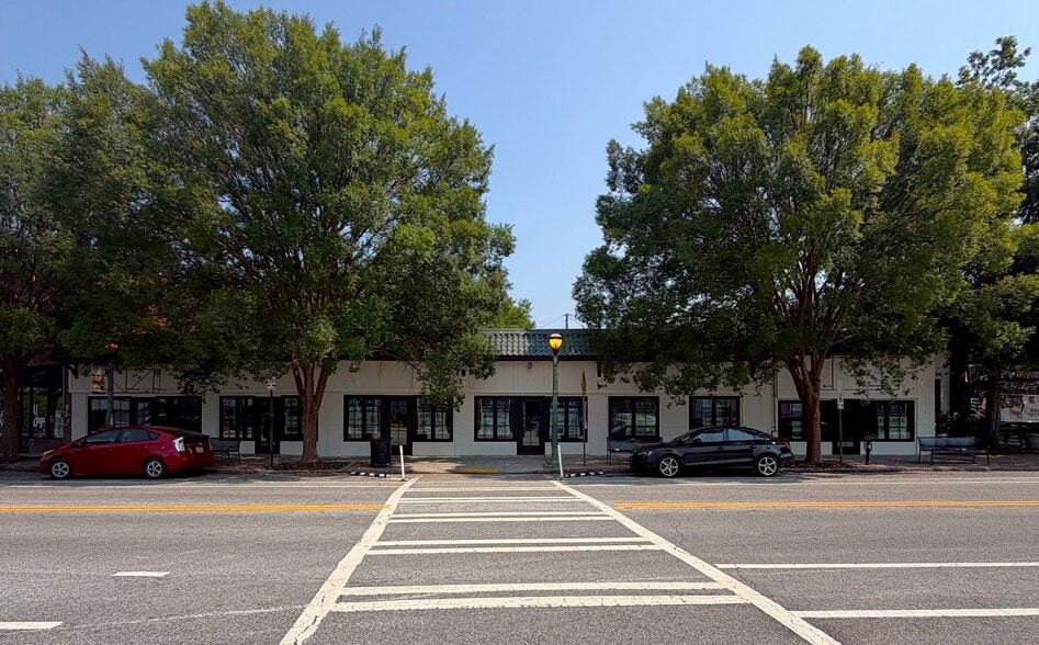 More Photos Of 1996-2012 Hosea L Williams Dr, Atlanta Storefront For Lease