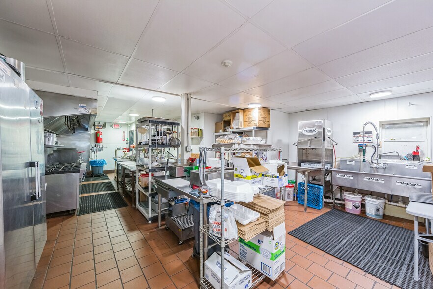 More Photos Of 211 Main St, Royersford Bar For Sale