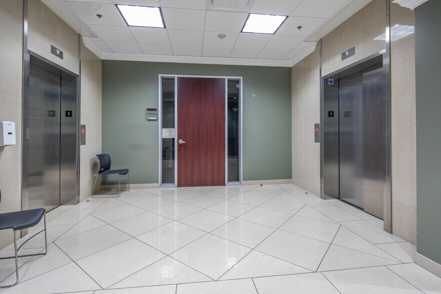 More Photos Of 113 Waterworks Way, Irvine Medical For Sale