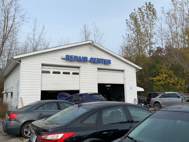 More Photos Of 1130 W US Highway 30, Schererville Service Station For Sale