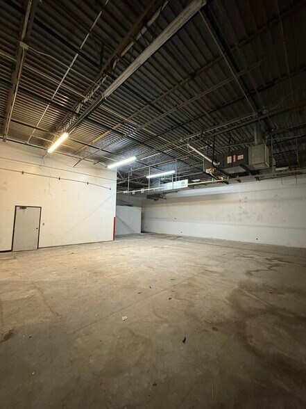 More Photos Of 5475 Peoria St, Denver Light Manufacturing For Sale