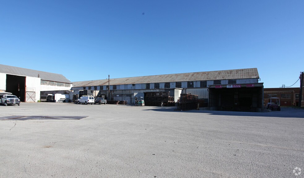 More Photos Of 7800 E 12th St, Kansas City Manufacturing For Lease