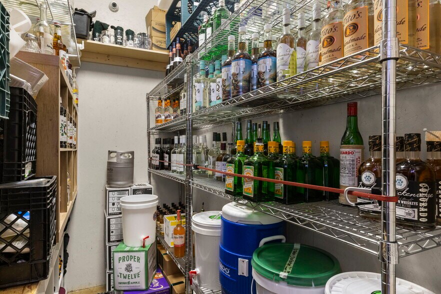 More Photos Of 2207 Bott Ave, Colorado Springs General Retail For Sale