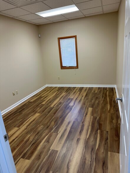 More Photos Of 3160 State St, Blacksburg Manufacturing For Lease