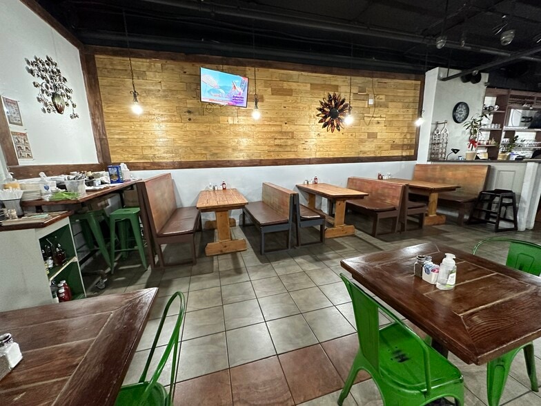 More Photos Of 414 38th St, Union City Storefront For Sale