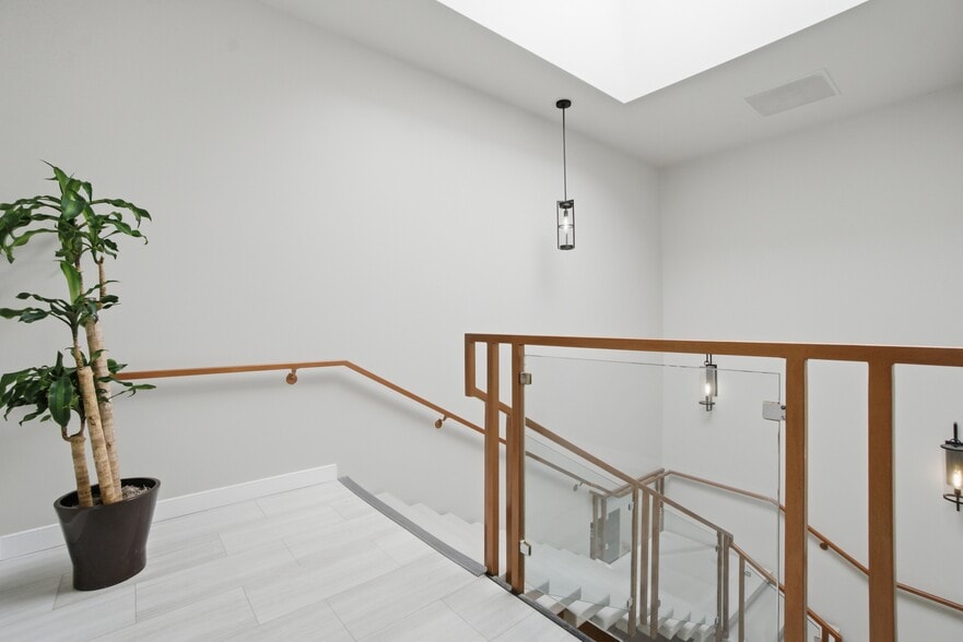 More Photos Of 1603 Santa Rosa Rd, Richmond Medical For Sale