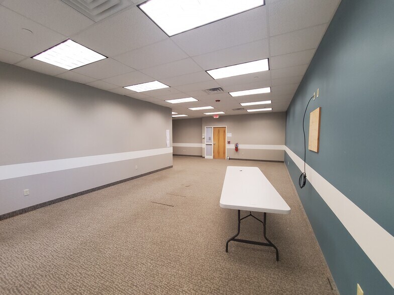 More Photos Of 3347 W 12th St, Erie Office For Lease