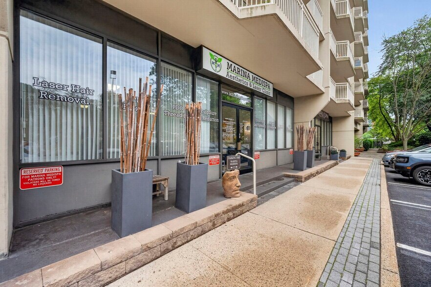 More Photos Of 1033-1077 River Rd, Edgewater Apartments For Sale