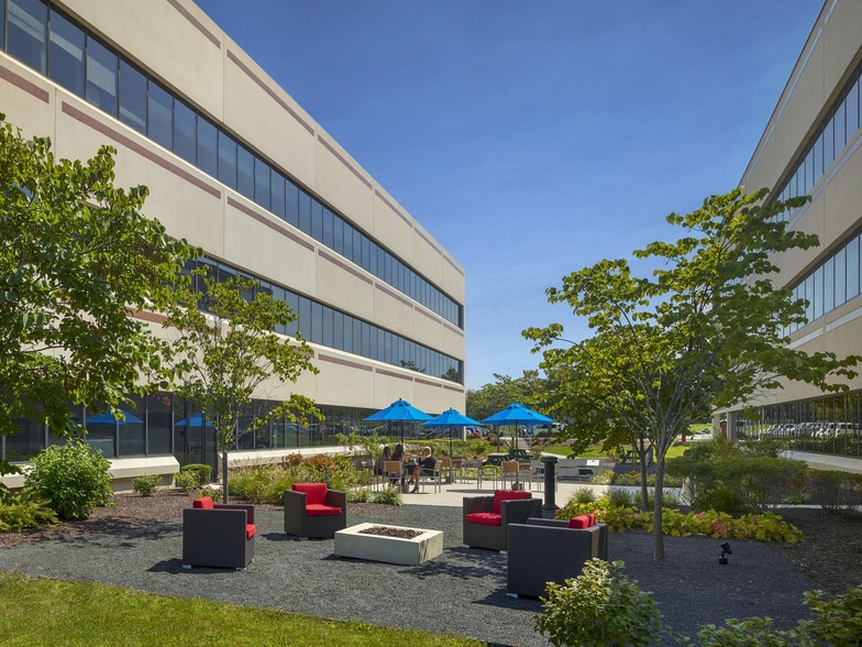 More Photos Of 325 Sentry Pky E, Blue Bell Office For Lease