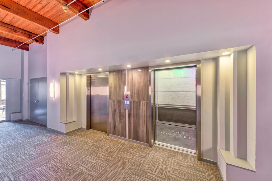 More Photos Of 343 W Erie St, Chicago Office For Lease