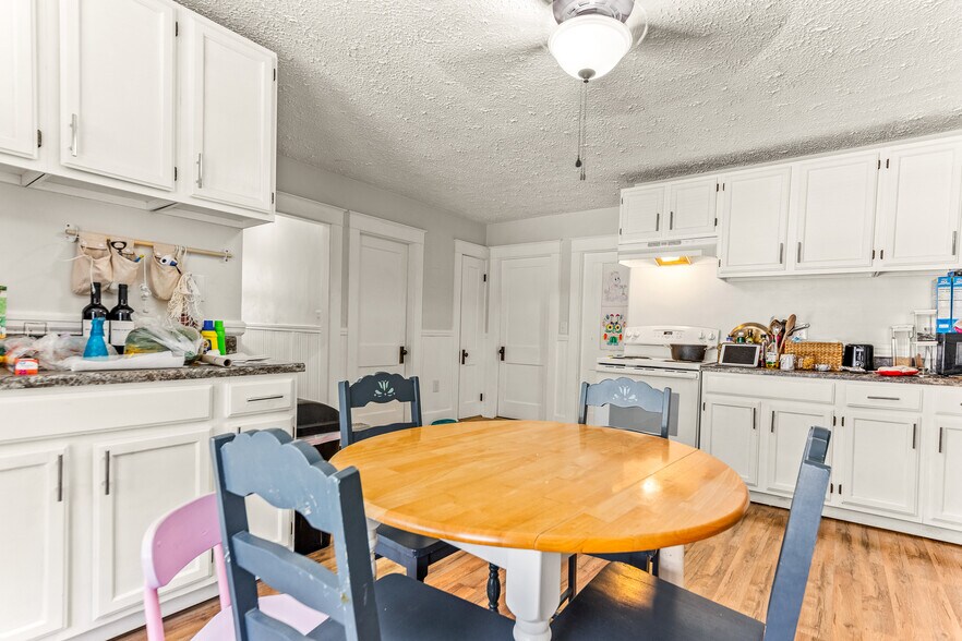 More Photos Of 51 Tanguay St, Sanford Apartments For Sale