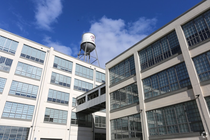 Primary Photo Of 575 E 4th St, Winston-Salem Apartments For Lease