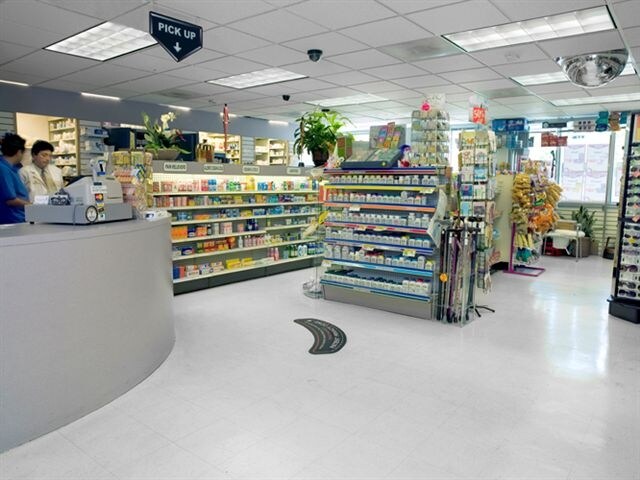 More Photos Of 18250 Roscoe Blvd, Northridge Medical For Lease