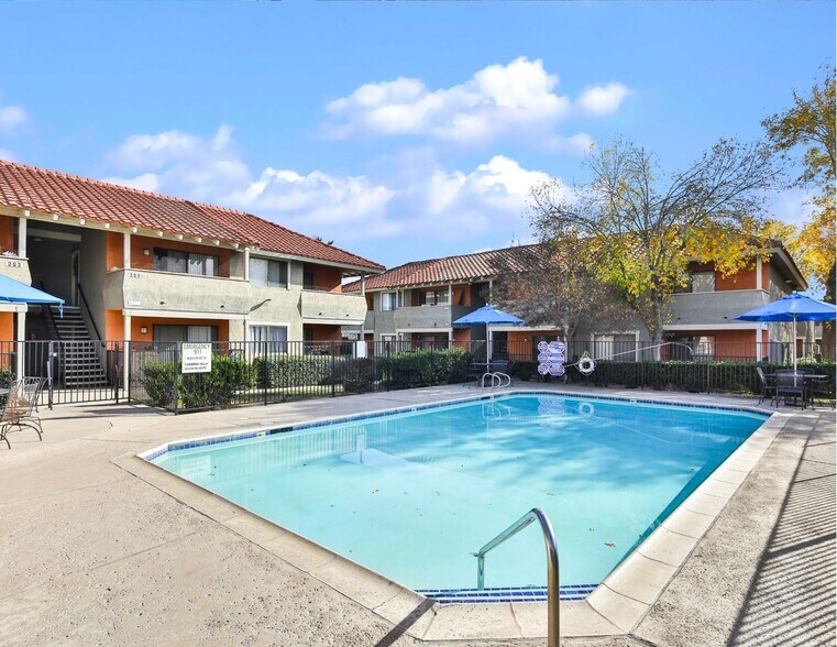 More Photos Of 1531 W Rialto Ave, Fontana Apartments For Sale