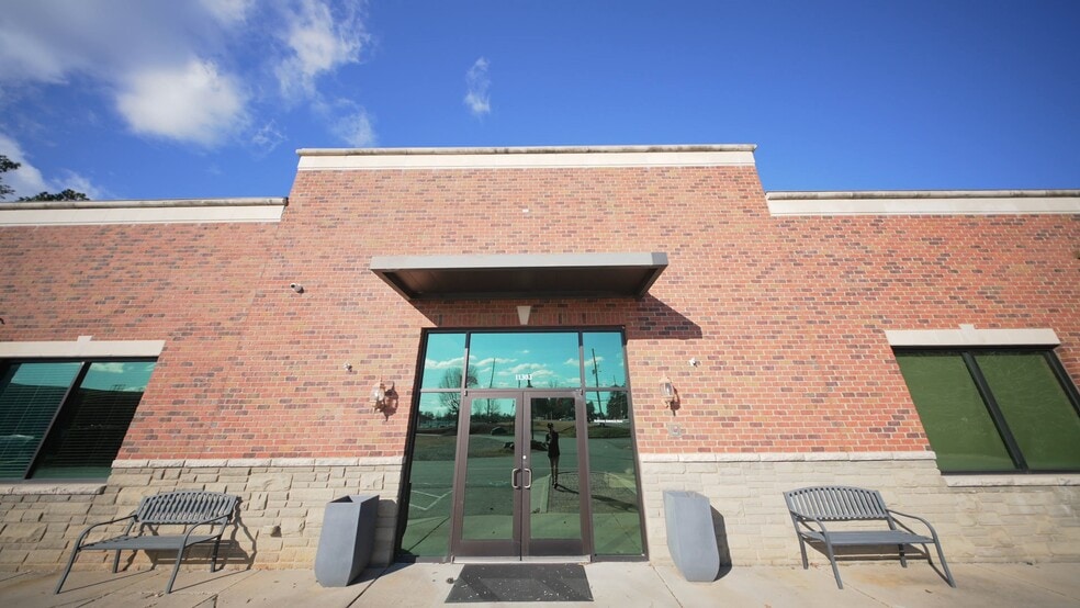 Primary Photo Of 11303 Highway 92, Woodstock Freestanding For Sale