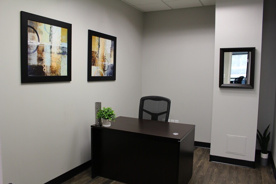 More Photos Of 250 International Pky, Lake Mary Office For Lease