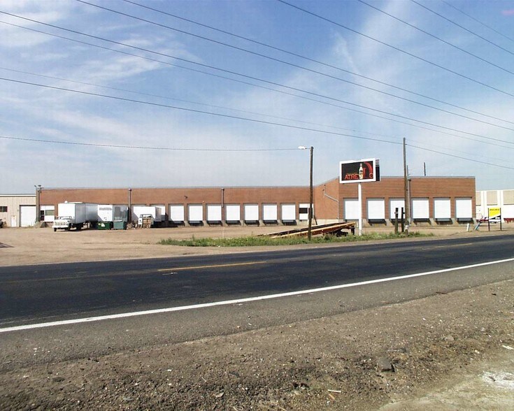 More Photos Of 4902 E Smith Rd, Denver Warehouse For Sale