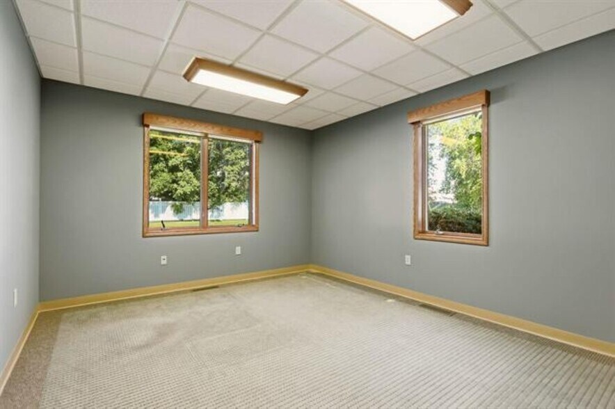More Photos Of 2010 15th St, Bay City Healthcare For Sale