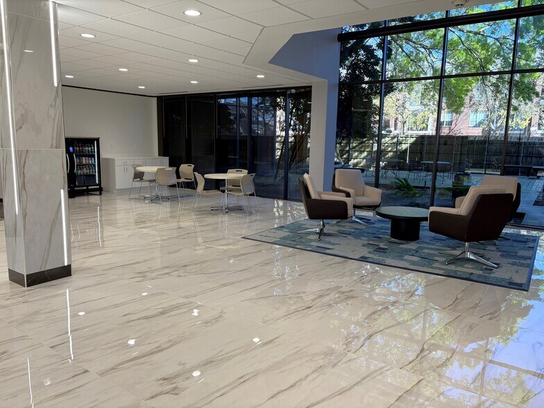 More Photos Of 1811 Bering Dr, Houston Office For Lease