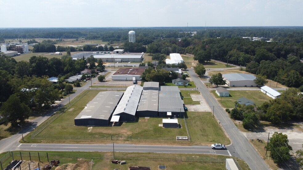 More Photos Of 1811 Florida Ave, Quincy Warehouse For Lease