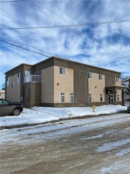 More Photos Of 10036 99 St, Peace River Office Residential For Sale