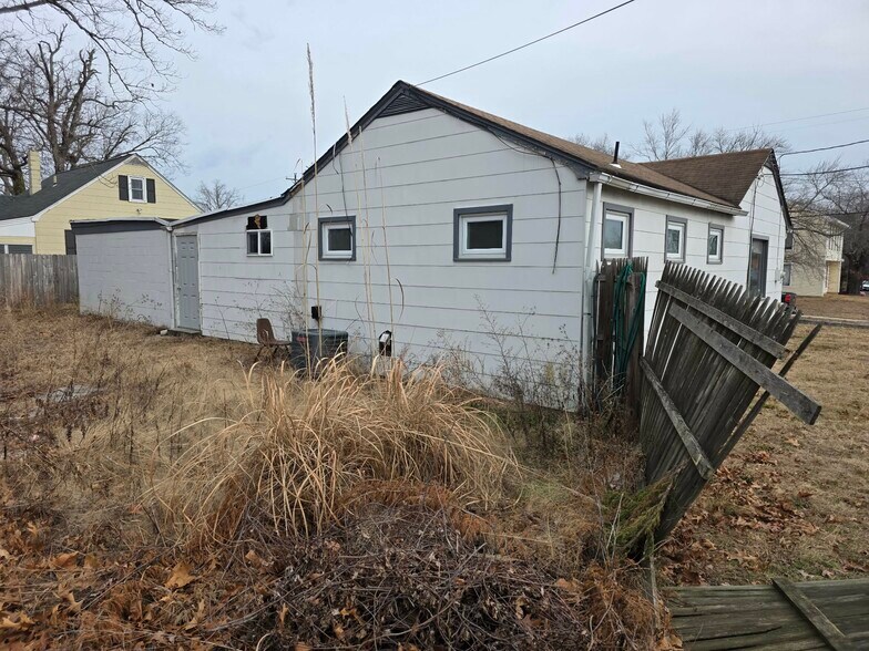 More Photos Of 1 Camac Ave, Mays Landing Freestanding For Sale