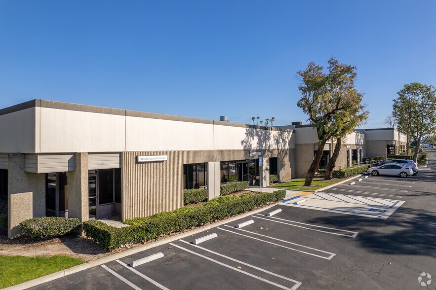 More Photos Of 15791 Rockfield Blvd, Irvine Unknown For Lease