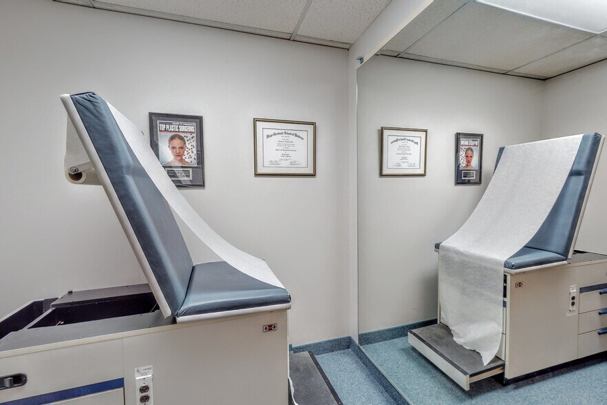 More Photos Of 545 Island Rd, Ramsey Medical For Lease