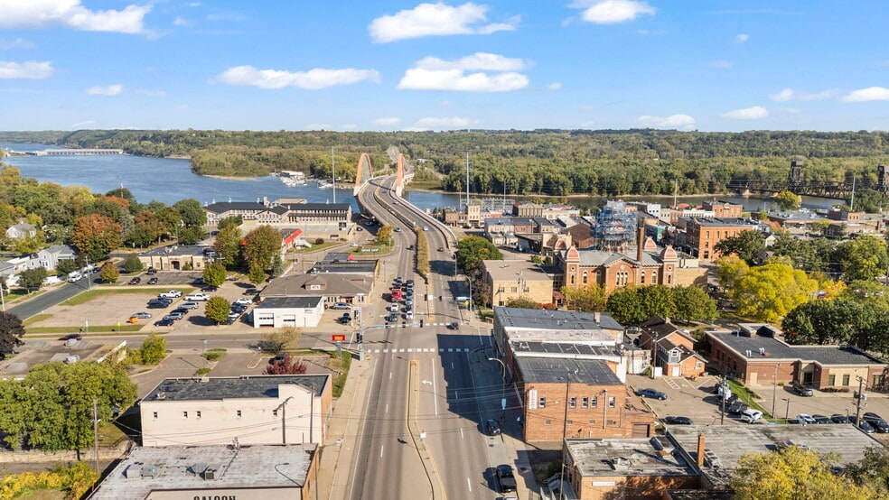 More Photos Of 407 Vermillion St, Hastings Office For Sale
