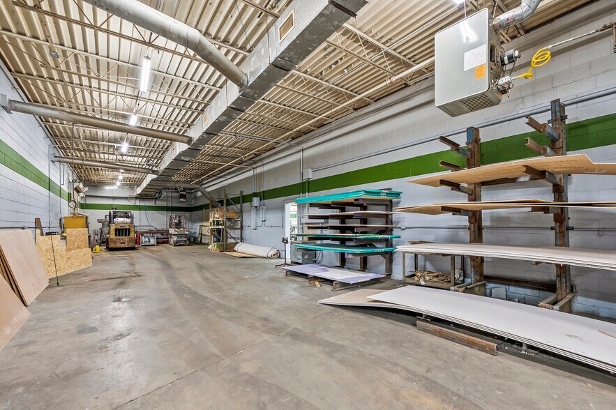 More Photos Of 1120 N Main St, Randleman Warehouse For Sale