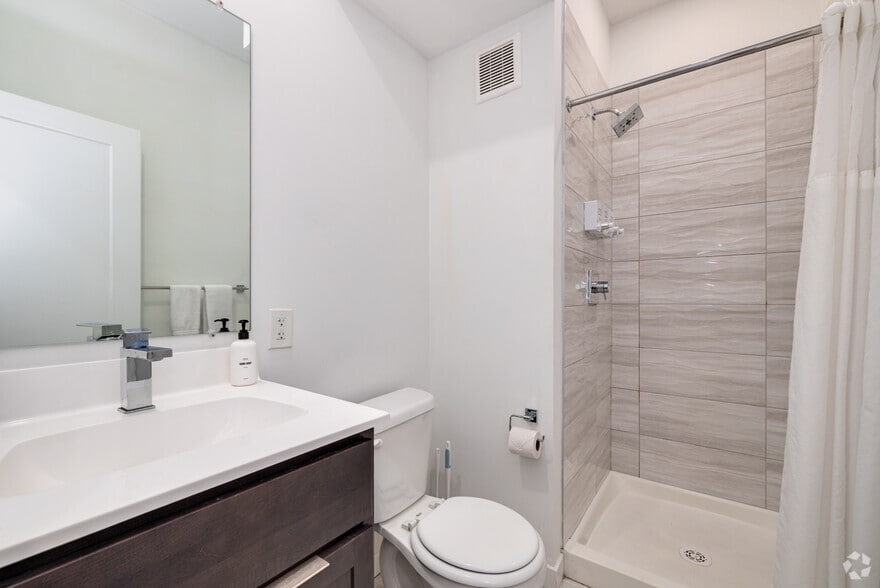 More Photos Of 220 S 47th St, Philadelphia Apartments For Lease