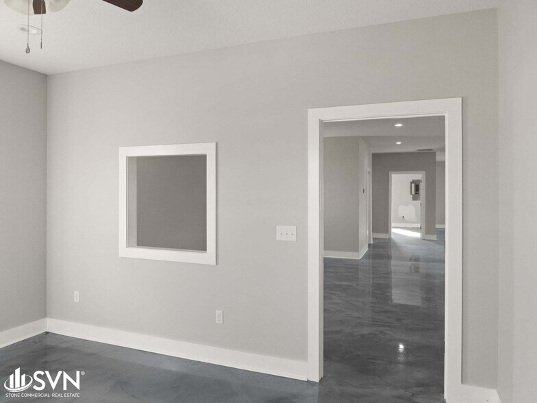 More Photos Of 300 Opportunity dr, Mayfield Warehouse For Sale