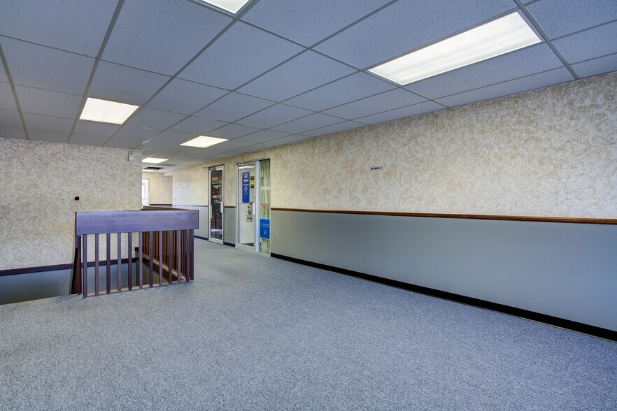 More Photos Of 225 S Academy Blvd, Colorado Springs Office For Sale