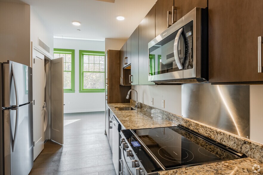 More Photos Of 4 W North Ave, Pittsburgh Apartments For Lease