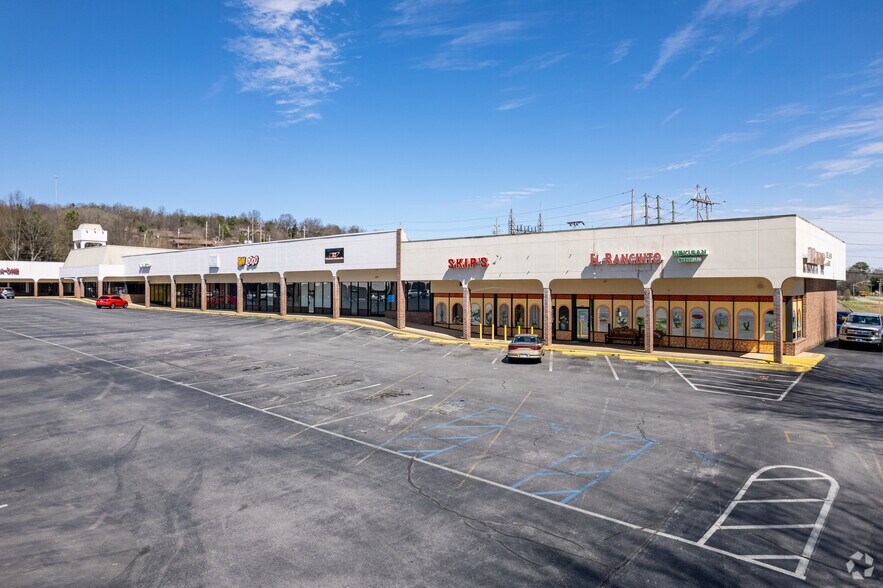 More Photos Of 4320-4330 W Stone Dr, Kingsport Unknown For Lease