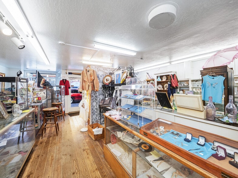 More Photos Of 79 C Street, Virginia City Storefront Retail Residential For Sale