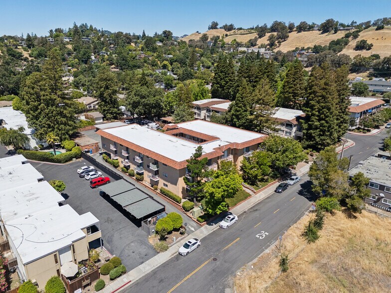 More Photos Of 1183 Saranap Ave, Walnut Creek Apartments For Sale