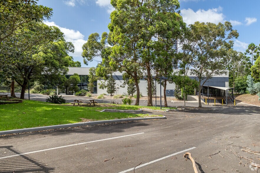 More Photos Of 8 Figtree Dr, Sydney Olympic Park Flex For Lease
