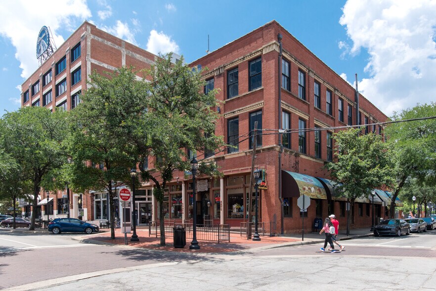 More Photos Of 311 N Market St, Dallas Loft Creative Space For Lease