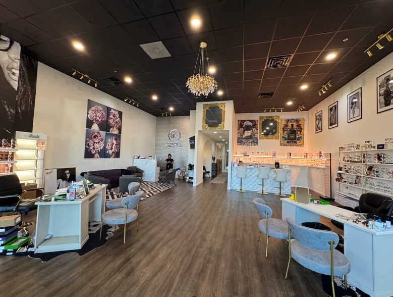 More Photos Of 10779 Alpharetta Hwy, Roswell Unknown For Lease