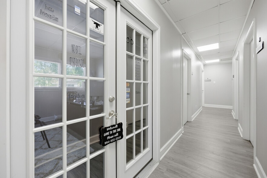 More Photos Of 1734 Kingsley Ave, Orange Park Office For Sale